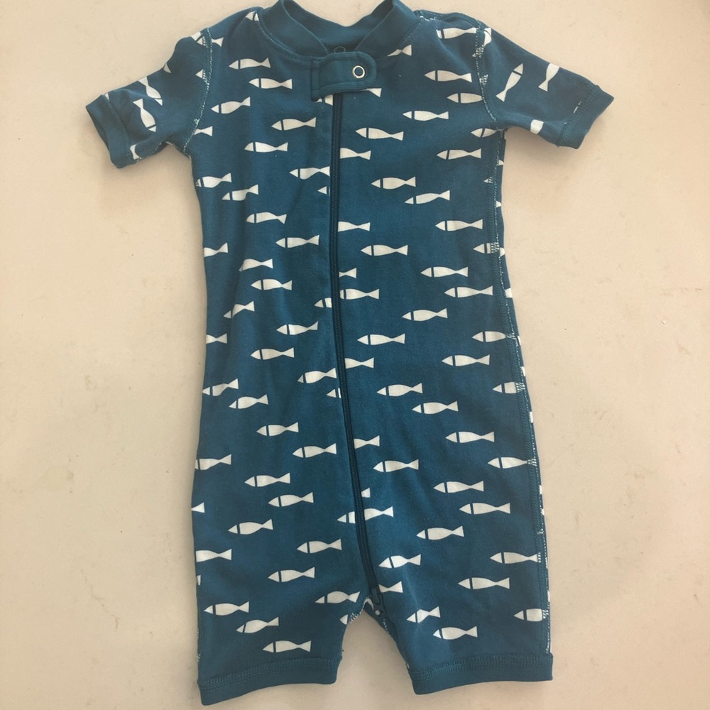Hanna Andersson Navy Fish Print Bodysuit